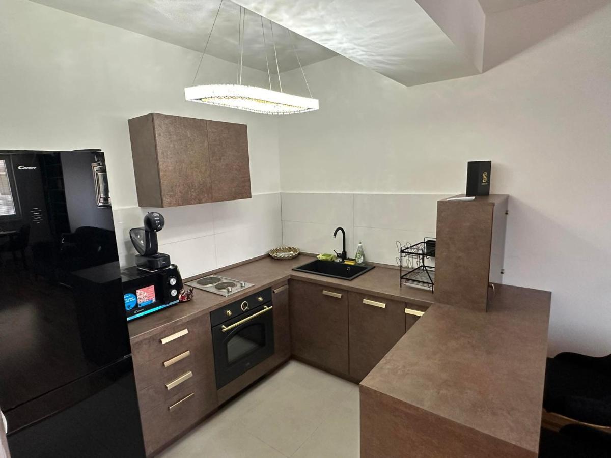 Royal Casa Apartment Skopje Bagian luar foto