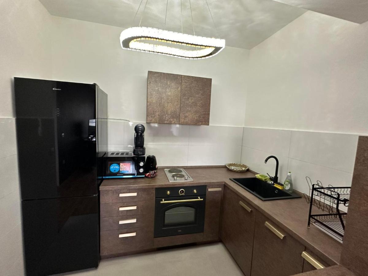 Royal Casa Apartment Skopje Bagian luar foto